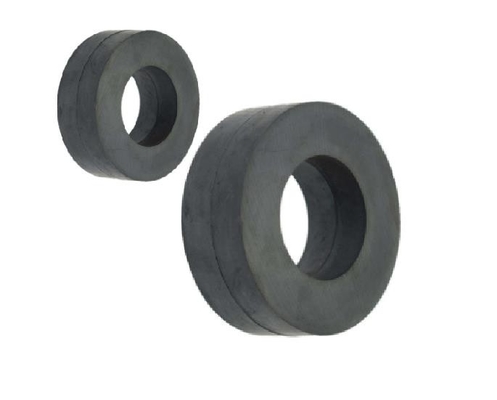 Προσαρμοσμένος Ferrite Y35 Y30 doughnut μαγνητών 6Fe2O3 ομιλητών δαχτυλιδιών κεραμικός μαγνήτης