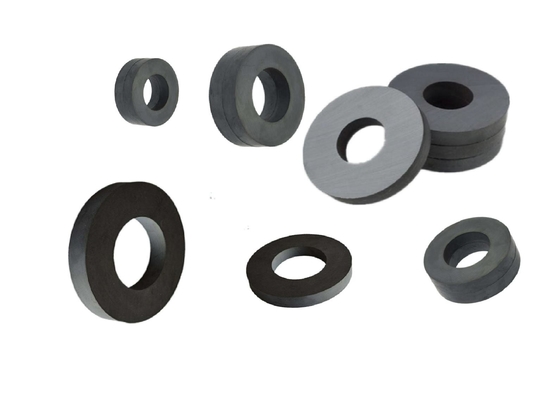 Προσαρμοσμένος Ferrite ISO9001 δαχτυλιδιών μαγνήτης δαχτυλιδιών NdFeB μαγνητών μαύρος Rustproof