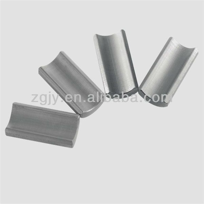 Συμπληκτικός και ισχυρός 4.8 G/cm3 3.5 MGOe Ferrite Block Magnet