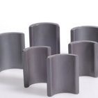 Y30BH σκληρό Ferrite τμήμα μαγνητών για τις ηλεκτρικές μηχανές εργαλείων 540 σειρές