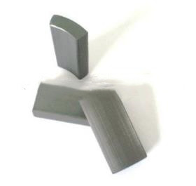 Ferrite μηχανών καθισμάτων ξυλάνθρακας μορφής τόξων τμήματος μαγνητών γκρίζος