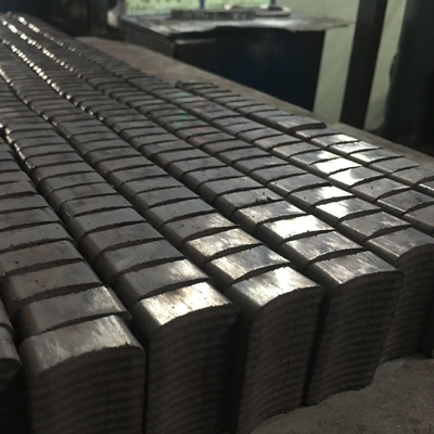 Ferrite SrO 6Fe2O3 κεραμική μορφή κεραμιδιών μαγνητών ηλεκτρικών κινητήρων μαγνητών